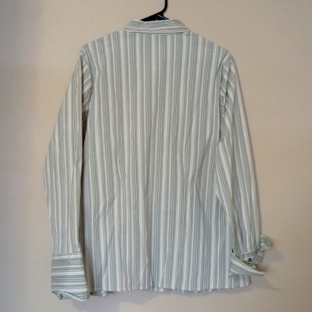 Women's tops - Picture 3 of 3